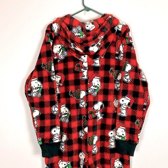 Munki Munki Peanuts Buffalo plaid Hooded Onesie Snoopy size Large pajamas - Picture 8 of 11